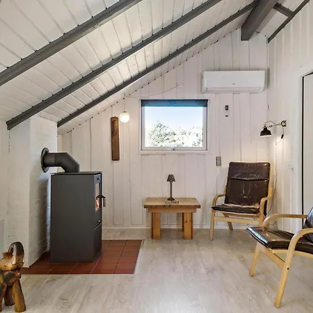 Holiday home 3 Bedroom Stunning In Fano *