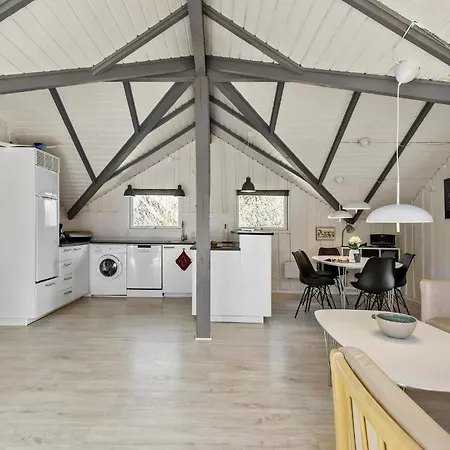 3 Bedroom Stunning In Fano